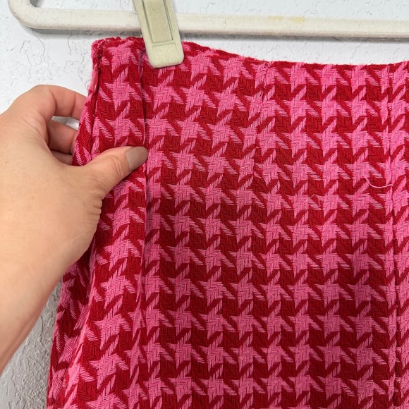 AFRM Melody Pink &‎ Red Houndstooth Mini Skirt with Slit - S/P - Picture 3 of 9